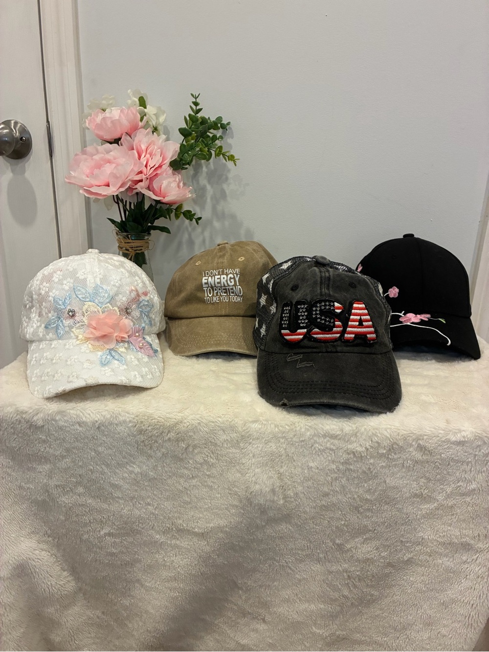 Women’s Hat Bundle 4 hats for $20
